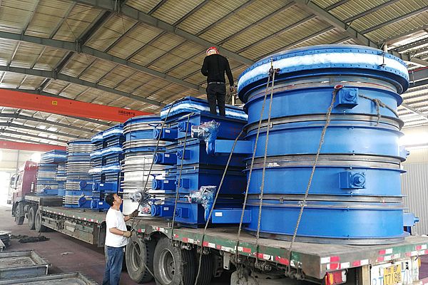 擋板門的性能優(yōu)勢，不同凡響哦