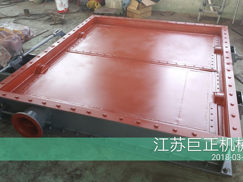 方形擋板門（寬9m）完工，準(zhǔn)備發(fā)貨