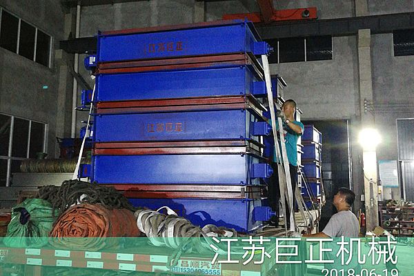 方形擋板門（寬10m）已完工，待發(fā)往預(yù)定客戶