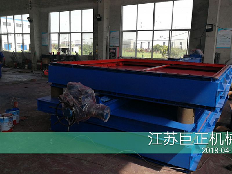 方形擋板門(mén)（寬12M）驗(yàn)收合格，發(fā)貨準(zhǔn)備中