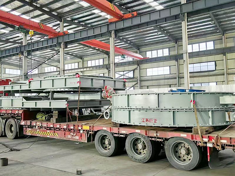 【巨正機械】一批圓形擋板門設(shè)備待發(fā)貨